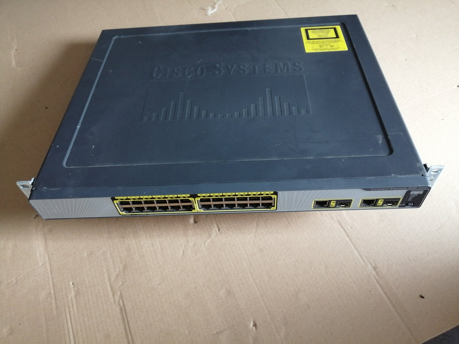 CISCO CATALYST EXPRESS 24 PORT SWITCH  ( WS CE500 24PC V03 USED)