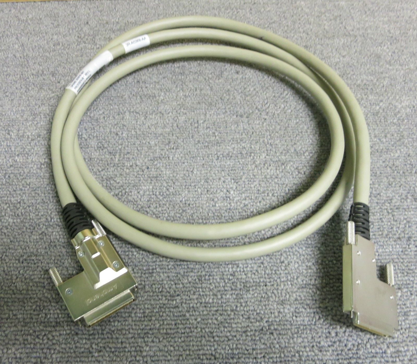 COMPAQ 313374-001 FACTORY SEALED 6 FT OFFSET VHDCI-M TO VHDCI-M LVD EXTERNAL CABLE