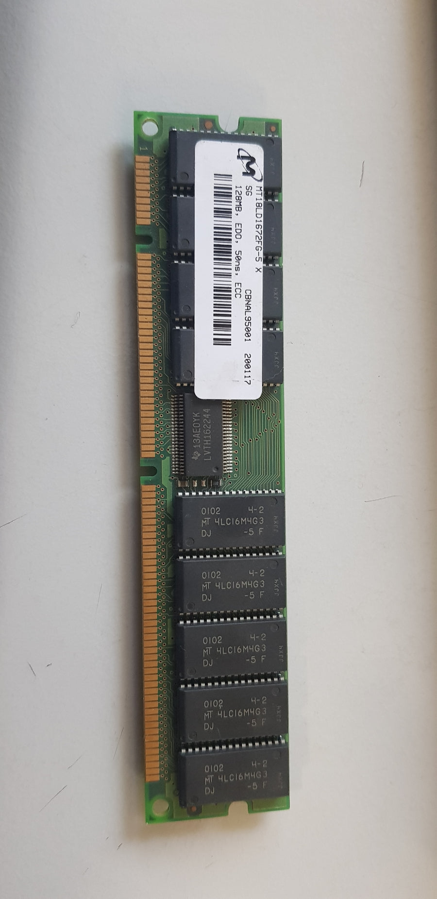 Micron / Sun 128MB EDO ECC Buffered 168-Pin DIMM Memory Module (MT18LD1672FG-5 X  370-3798-02MI)