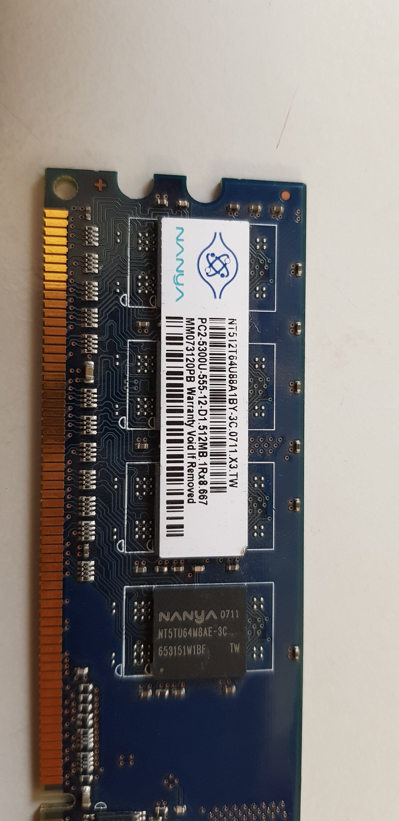 Nanya  DDR2 512MB PC2-5300 Non ECC 667Mhz RAM Memory (NT512T64U88A1BY-3C)