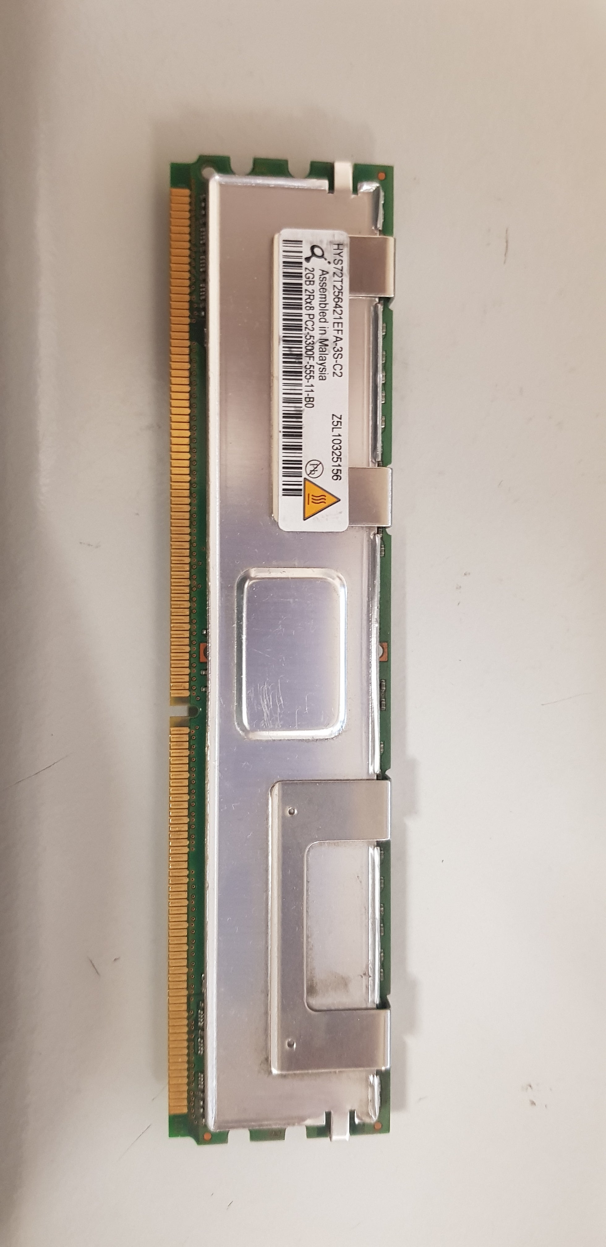 Qimonda 2GB PC2-5300 DDR2-667MHz ECC Fully Buffered CL5 240-Pin DIMM Dual Rank Memory Module( HYS72T256421EFA-3S-C2 )