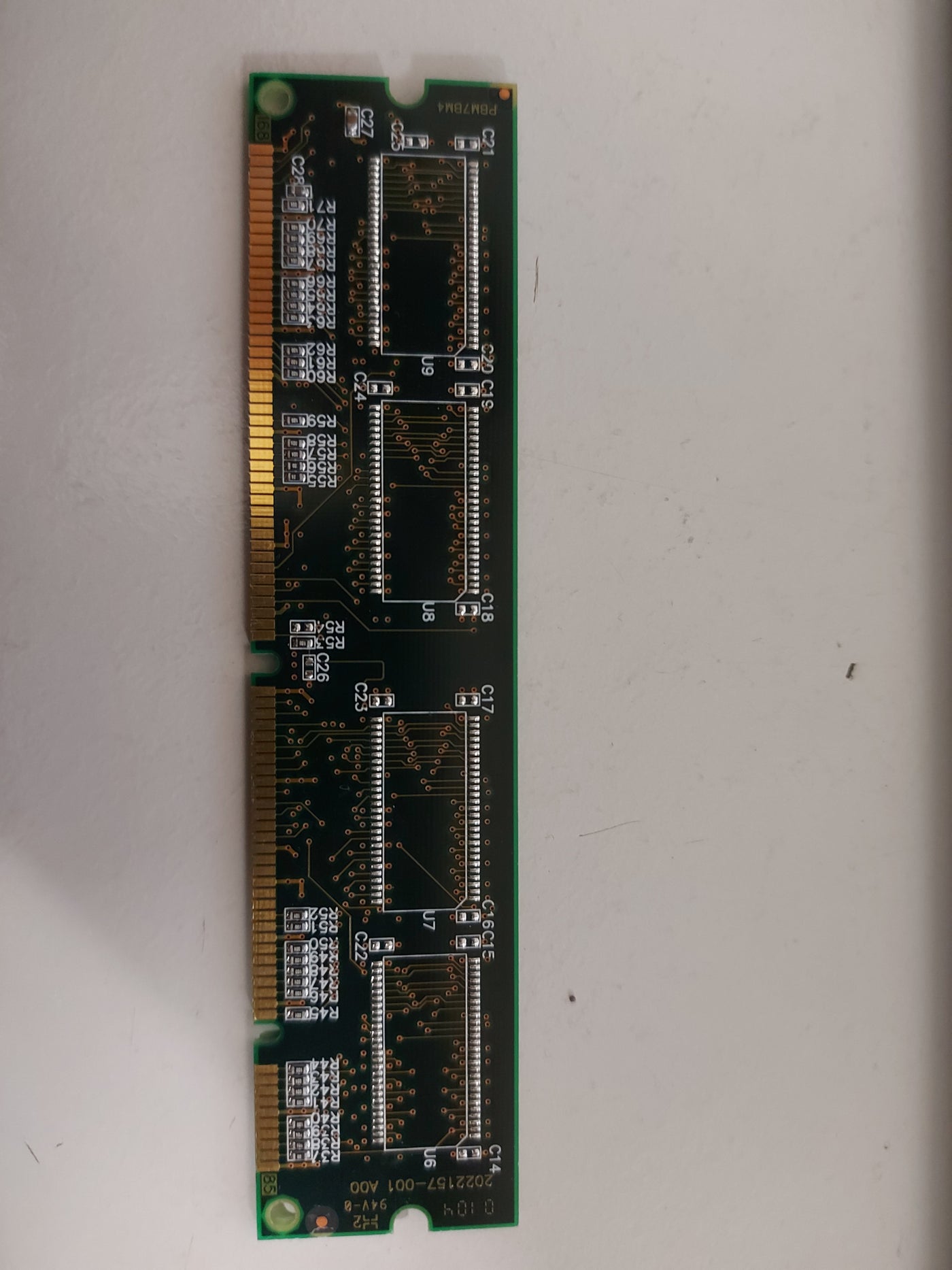 Kingston 64MB PC66 66MHz nonECC Unbuffered CL2 168P DIMM KT733W14683 9992157-003