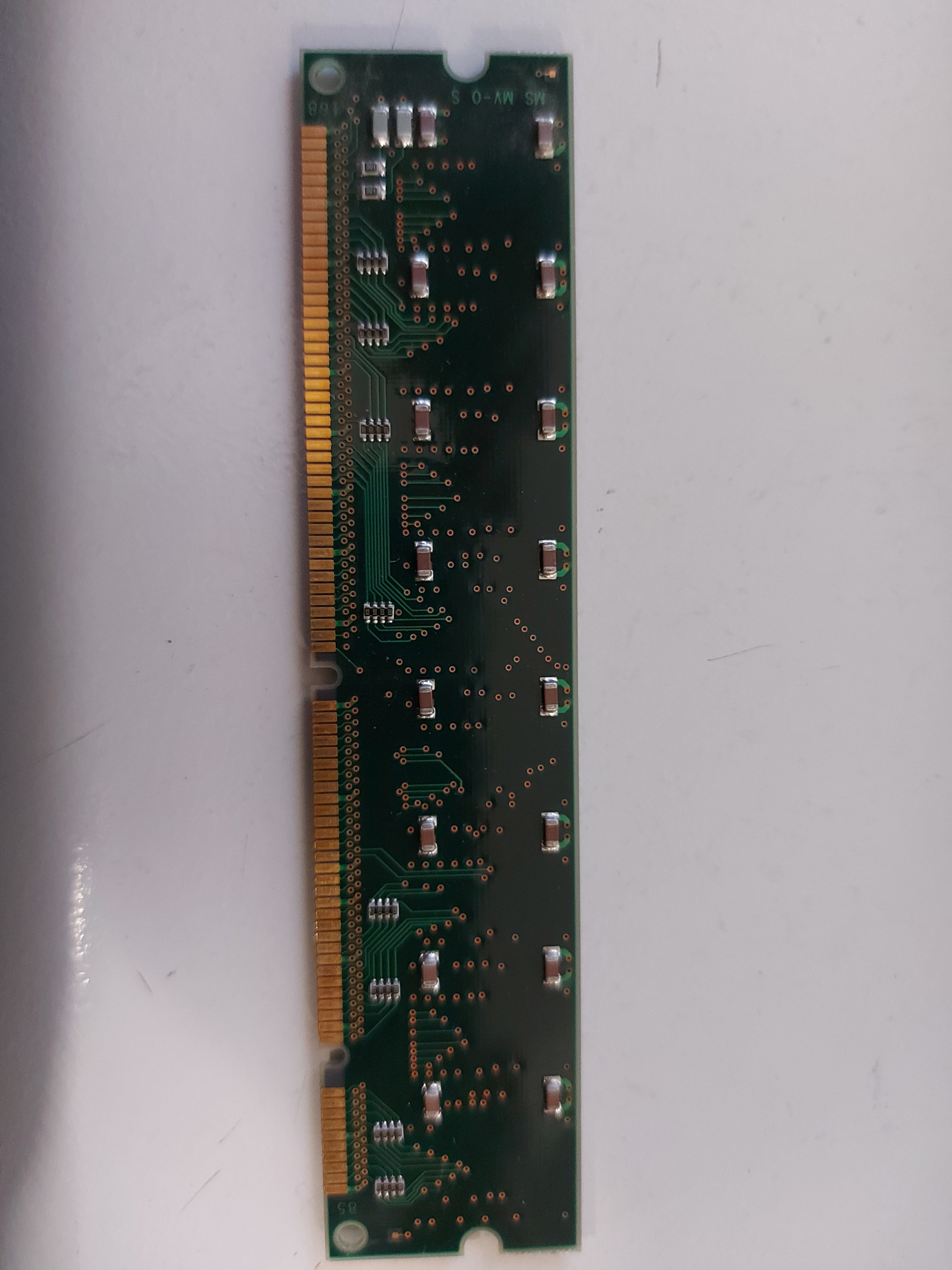 HP/Mitsubishi 16Mb DIMM SDRAM PC100 CL2 non-ECC