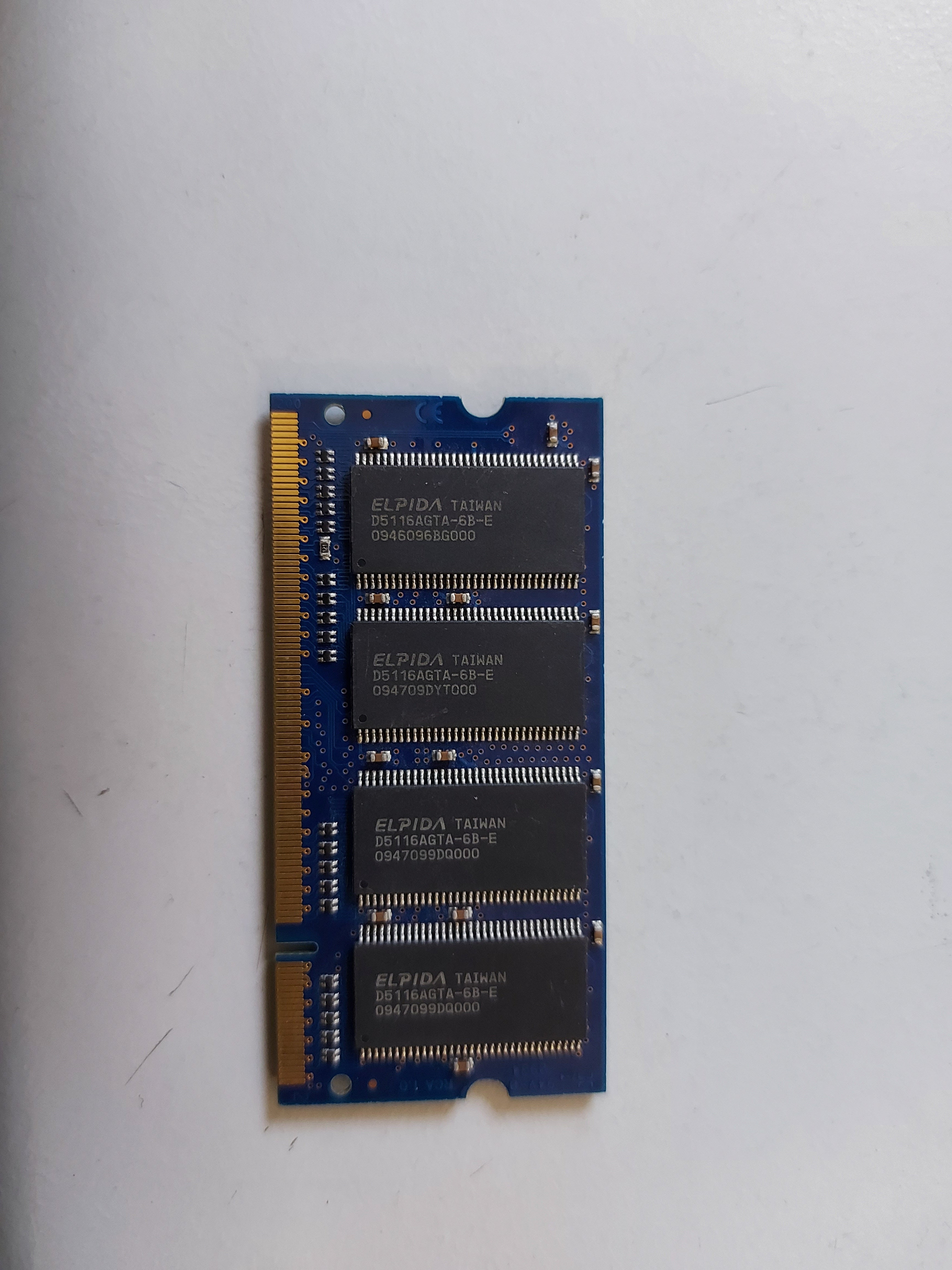 SanMax 512MB DDR SDRAM 2Rx16 PC2700 SODIMM Memory SMD-N51226NA1G-J