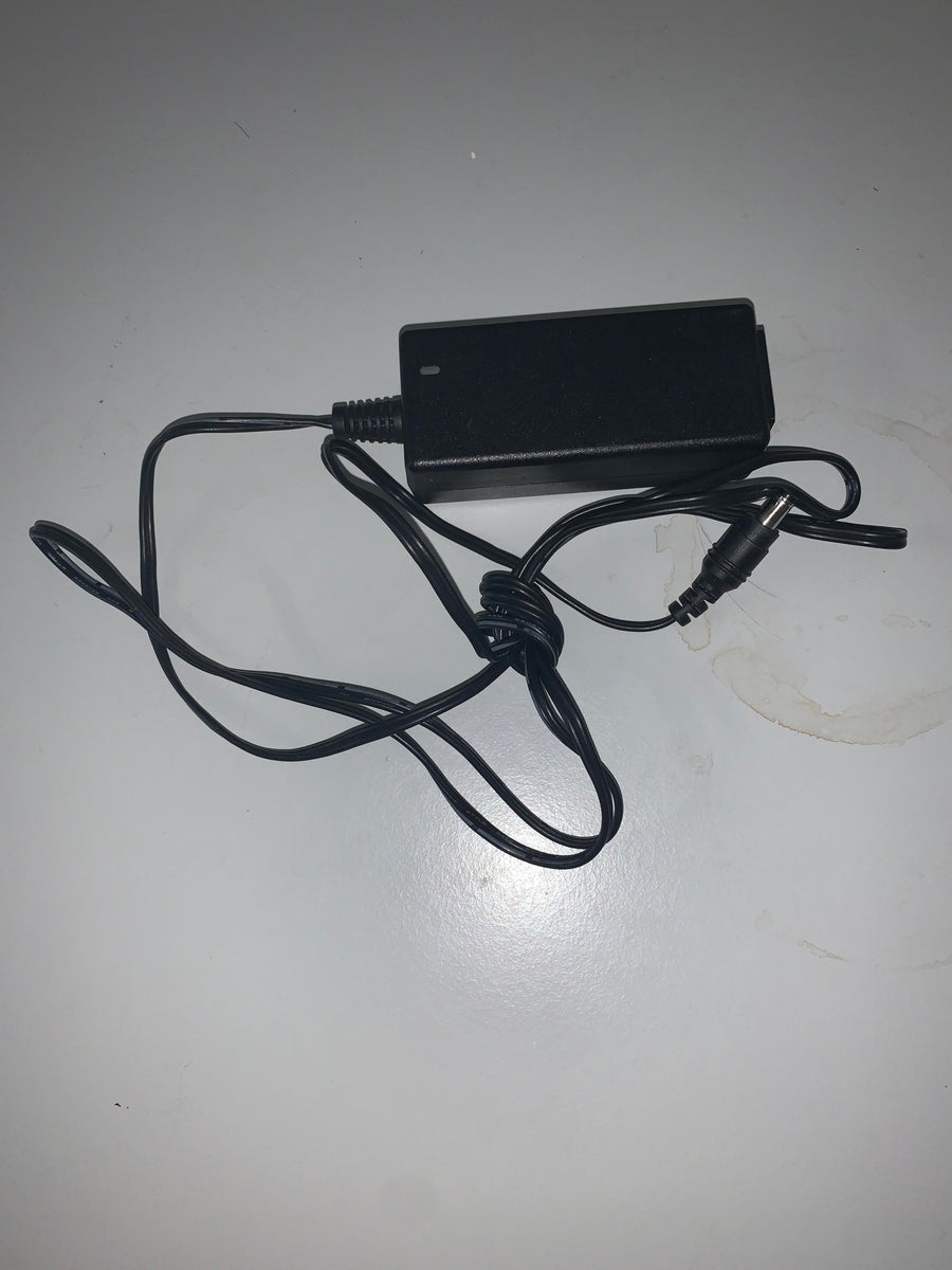 ASIAN POWER DEVICES ADAPTER 12V 2.5A REV A (770375-31L DA-30E12 USED)