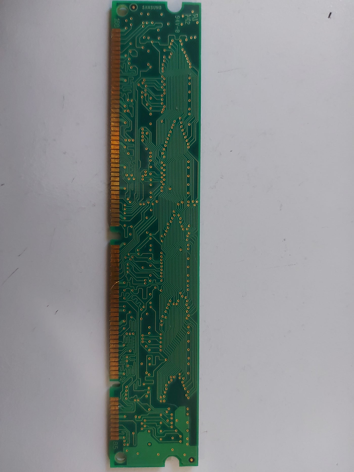 Samsung 128MB SDRAM Non ECC PC-133 133Mhz Memory M366S1654DTS-C7A
