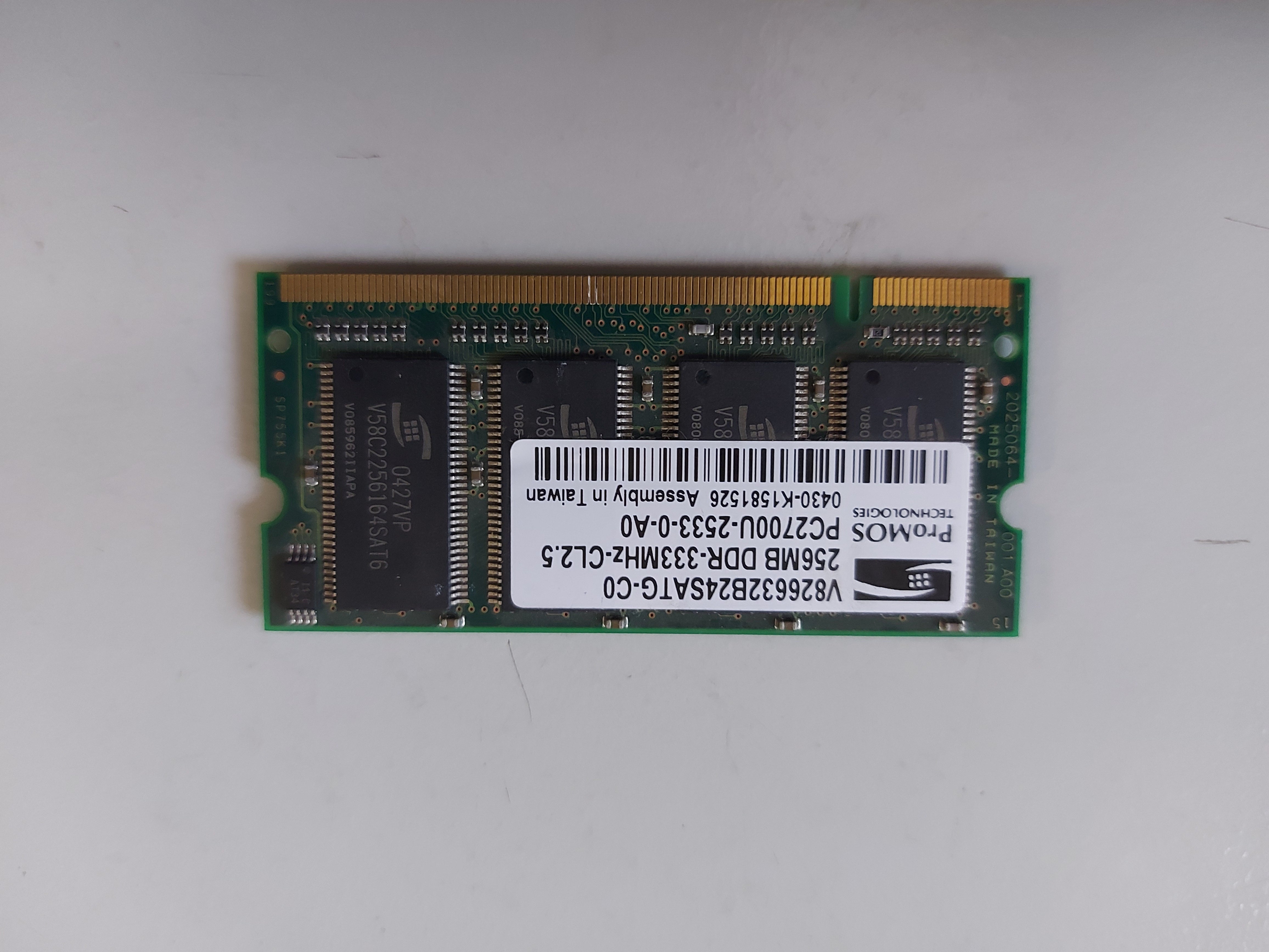 ProMOS IBM 256MB PC2700 DDR nonECC CL2.5 200P SoDimm V826632B24SATG-C0 31P9831