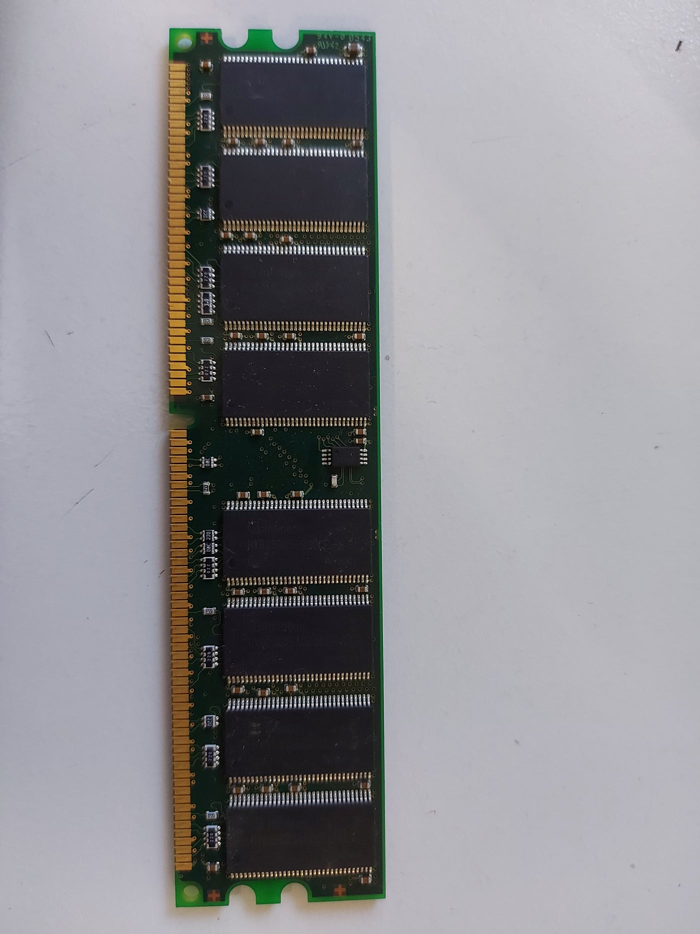 Infineon 512MB PC3200 DDR-400MHz non-ECC Unbuffered 184P DIMM HYS64D64320HU-5-C