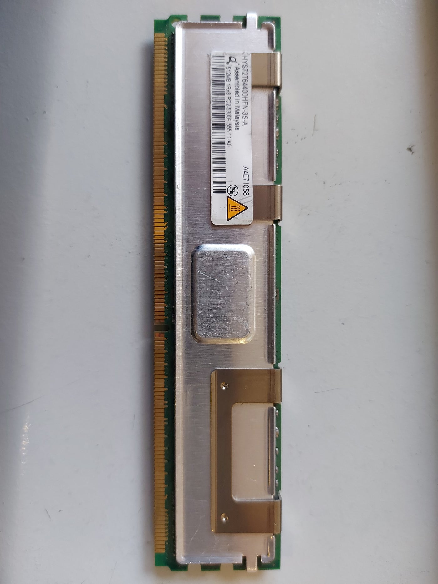 Qimonda 512MB DDR2 Fully Buffered FB ECC PC2-5300 667Mhz 1Rx8 Memory Module ( HYS72T64400HFN-3S-A)