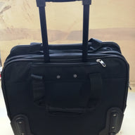 TARGUS 16 INCH EXECUTIVE ROLLER BAG NEW WITH TAGS ( TBR003EU NEW )
