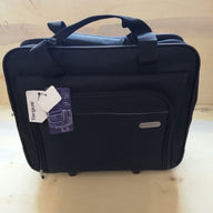 TARGUS 16 INCH EXECUTIVE ROLLER BAG NEW WITH TAGS ( TBR003EU NEW )