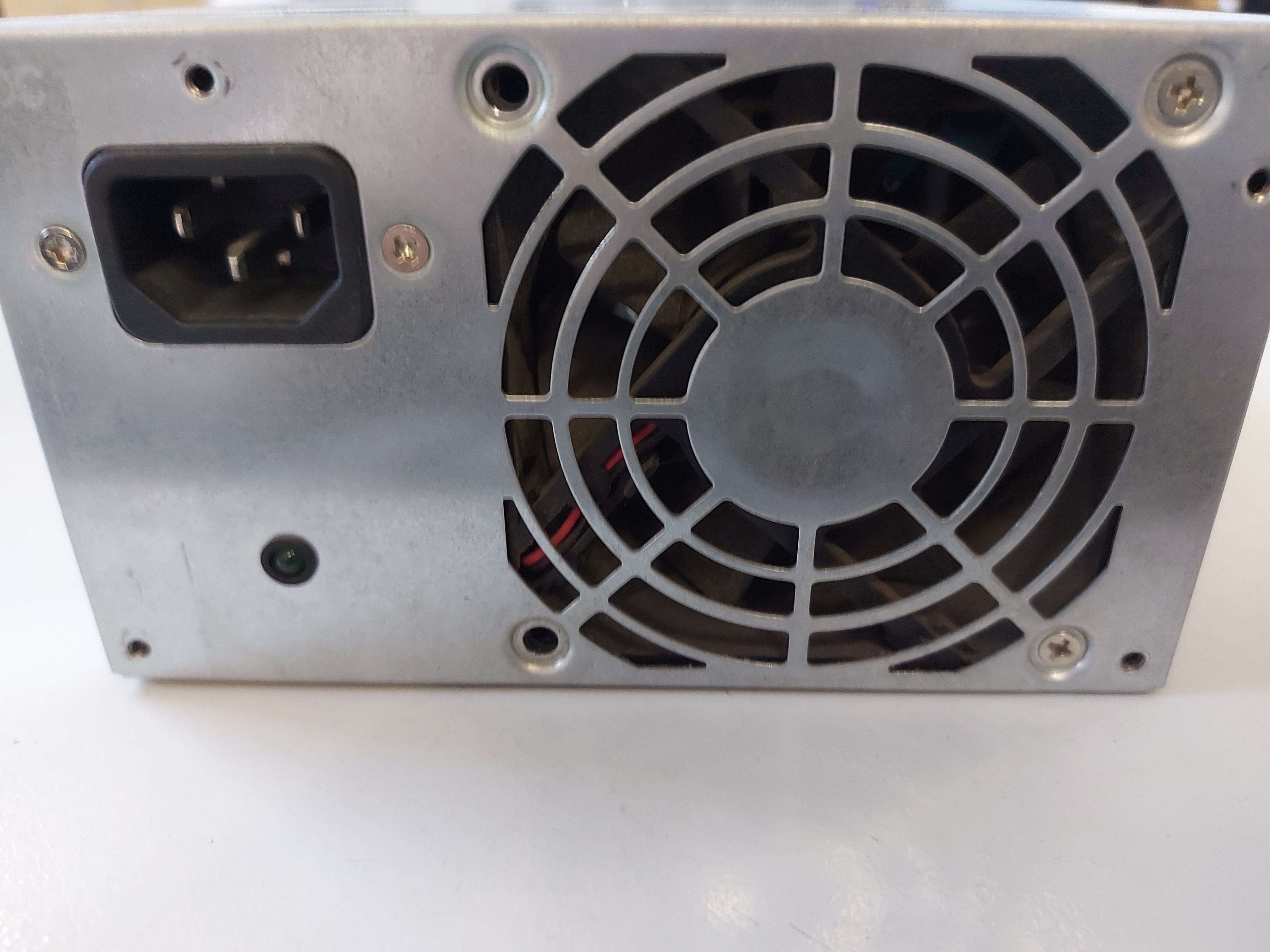 HP PS-5301-8 ATX 300W PSU Power Supply (570856-001)