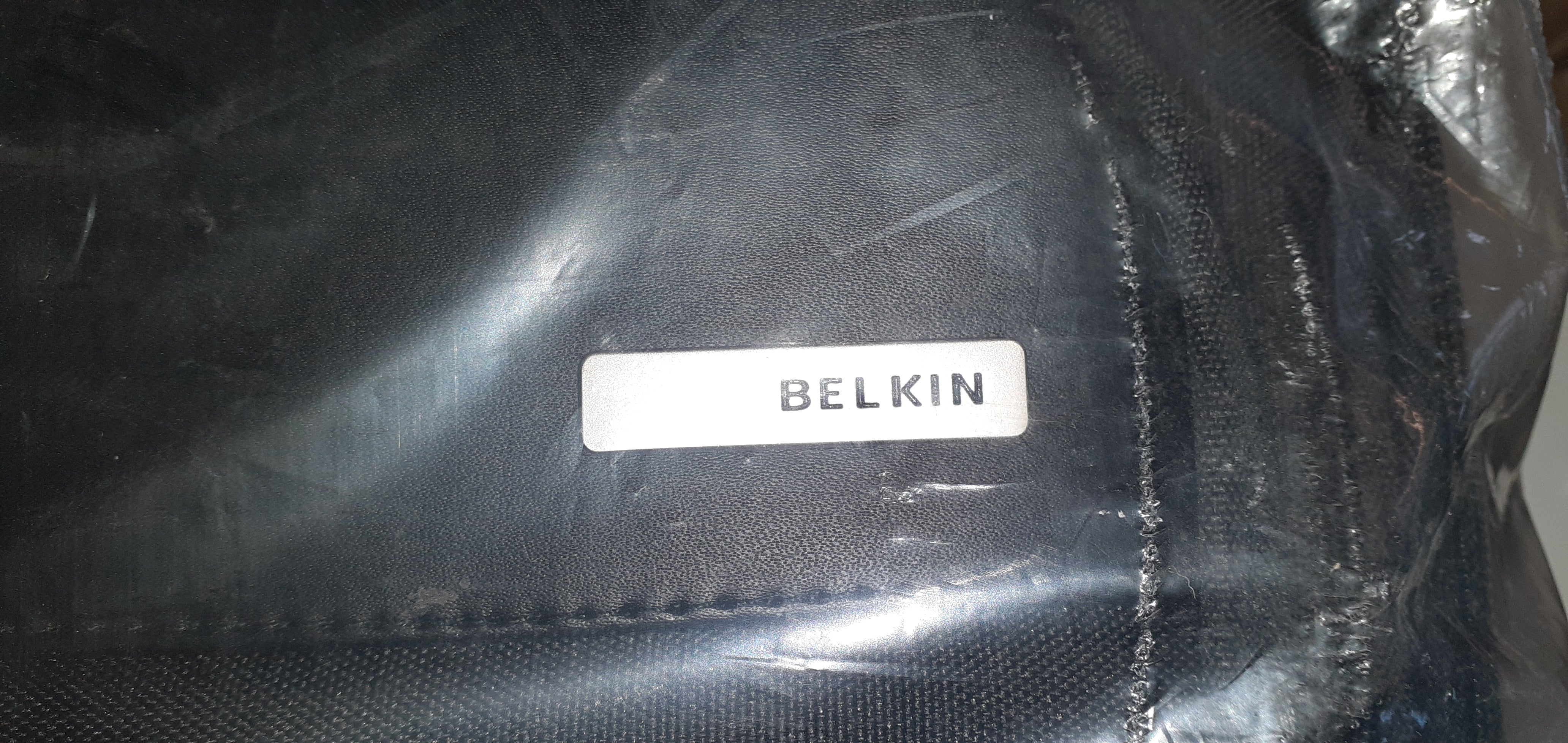 Belkin F8N334CW 18 inch laptop bag