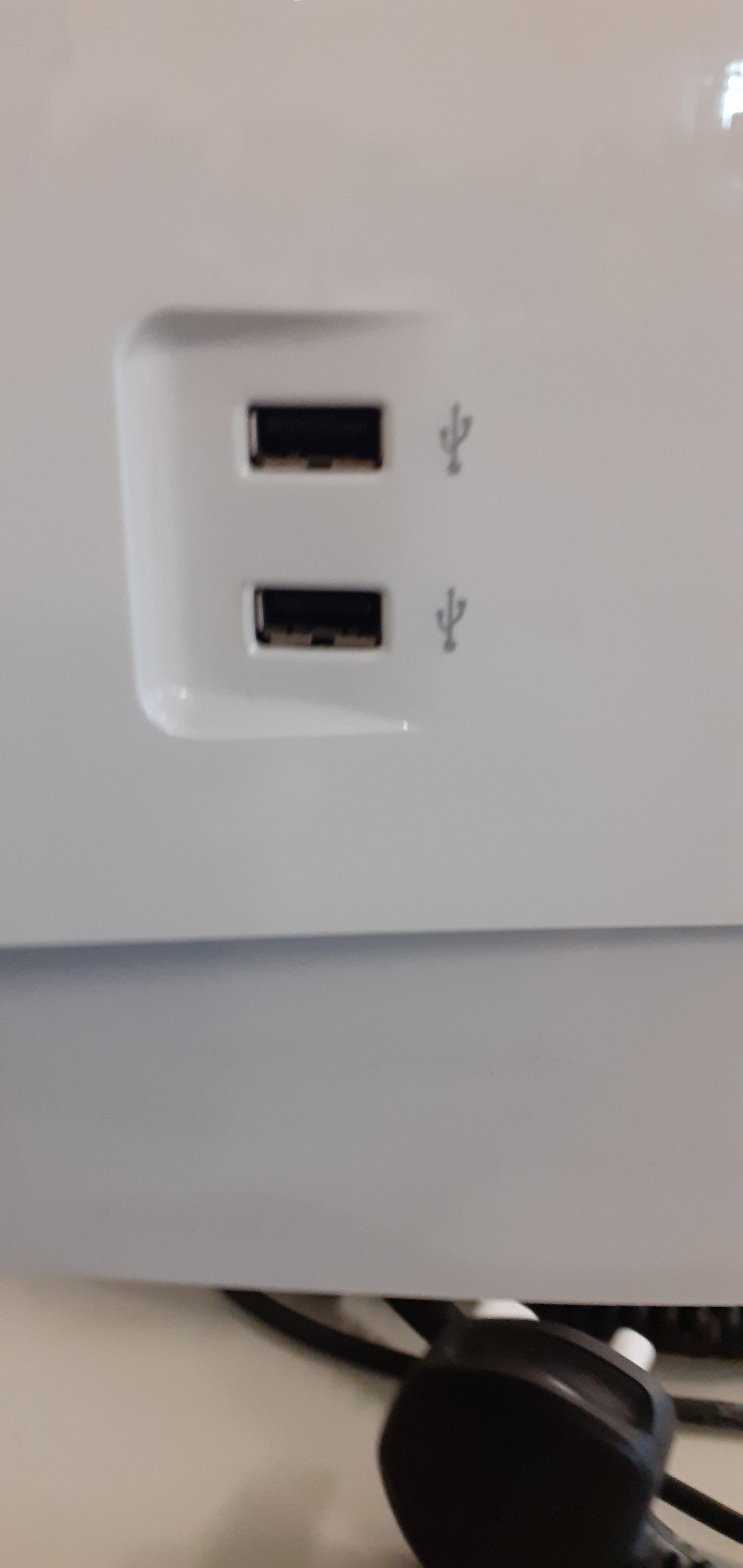 Dell SX2210T 22 inch Monitor
