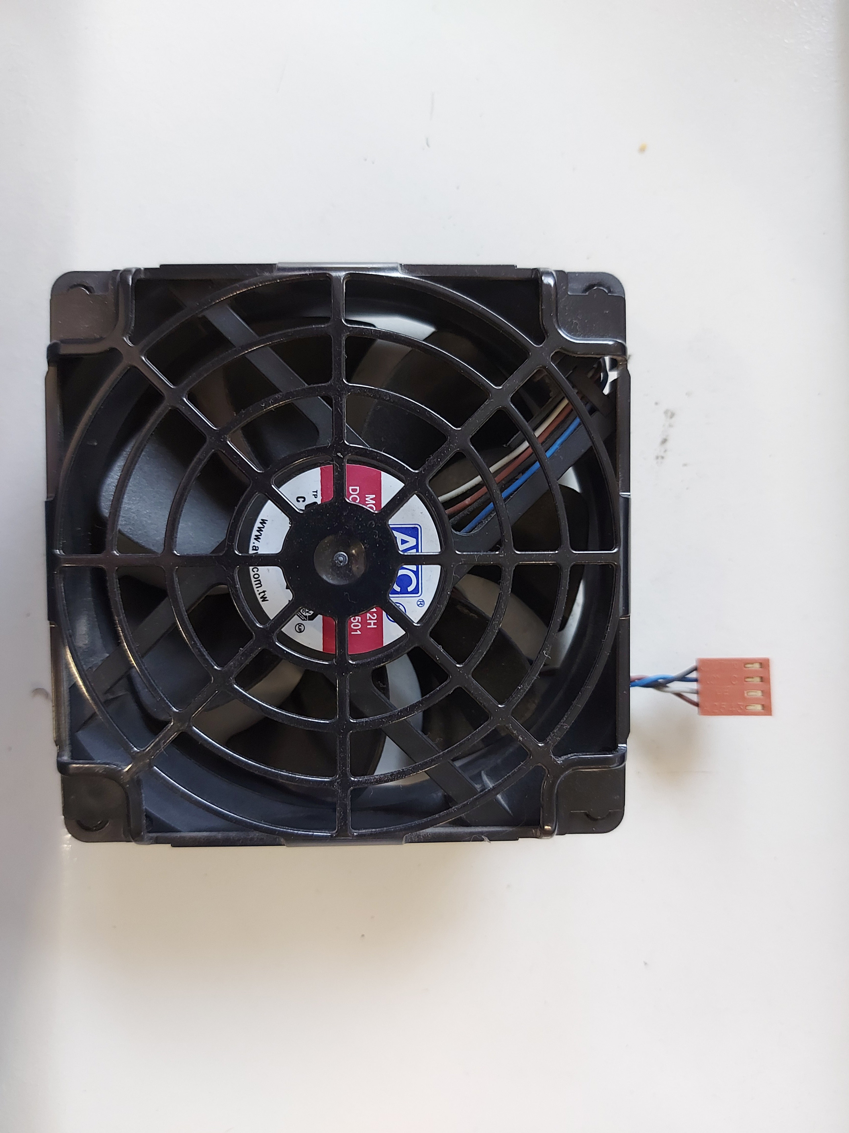 AVC Hydraulic Bearing Dc 12V 4 Pin Desktop Cooling Fan (DS09225R12H)