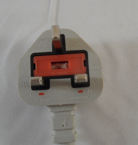 PR00520_UK/EURO ADAPTER_UK/European Mains Adaptor Plug - Image2