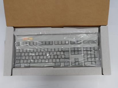 PR02518_PK040252_Fujitsu ICL, Keyboard White PS/2,102 Keys - Image2