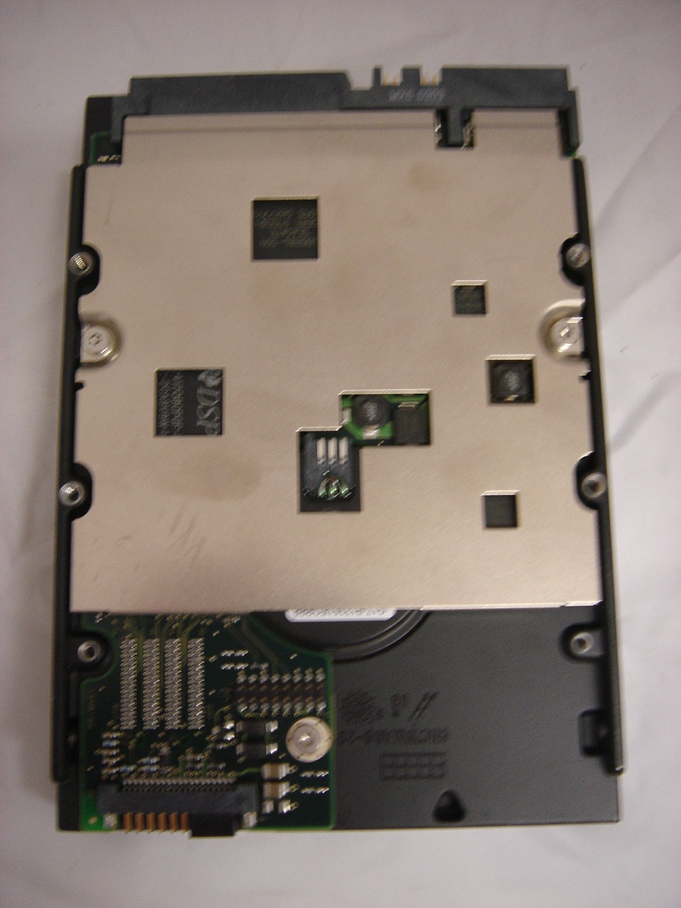MC5471_9W8005-001_Seagate 18.4GB SCSI 68 Pin 7200rpm 3.5in HDD - Image2