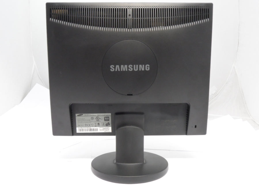 943n - Samsung 943n Syncmaster 19'' LCD Monitor - Black - USED