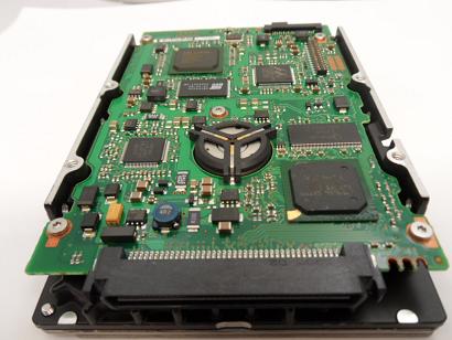 PR17578_9V3006-050_Seagate Sun 73GB SCSI 80 Pin 10Krpm 3.5 ReCert HDD - Image2