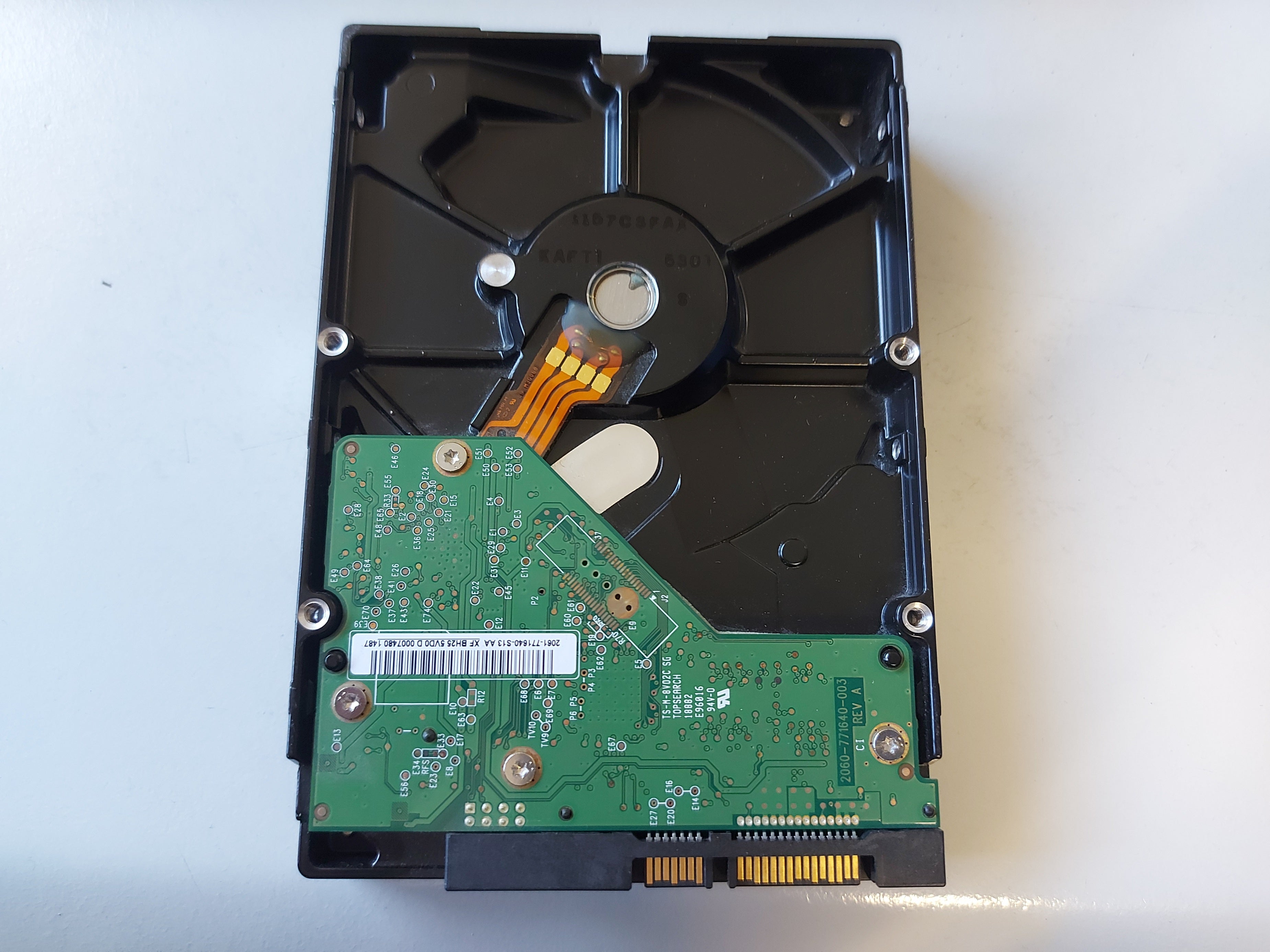 Western Digital Lenovo 320GB SATA 7200rpm 3.5in HDD ( WD3200AAKX-083CA0 0A37655 03T7040 16-005198 ) REF