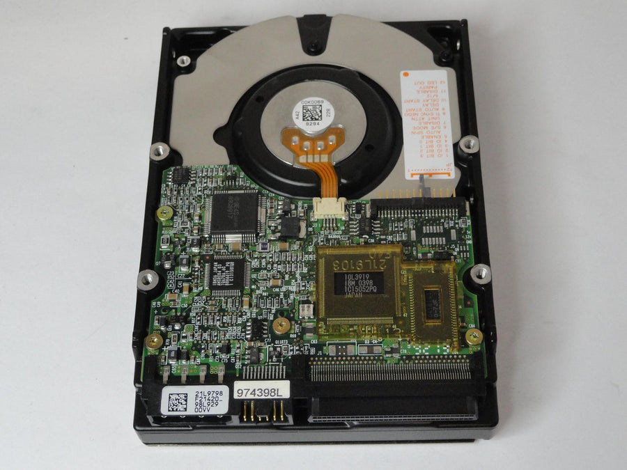 MC0639_22L0352_IBM 4.3GB SCSI 68 Pin 7200rpm 3.5in HDD - Image2
