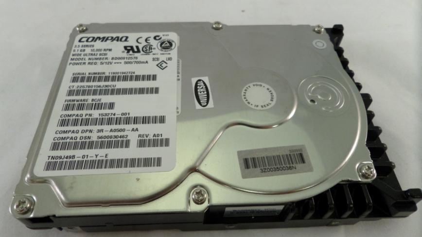 MC2422_BD00912578_Dell/Compaq 9.1GB SCSI 3.5in HDD - Image2