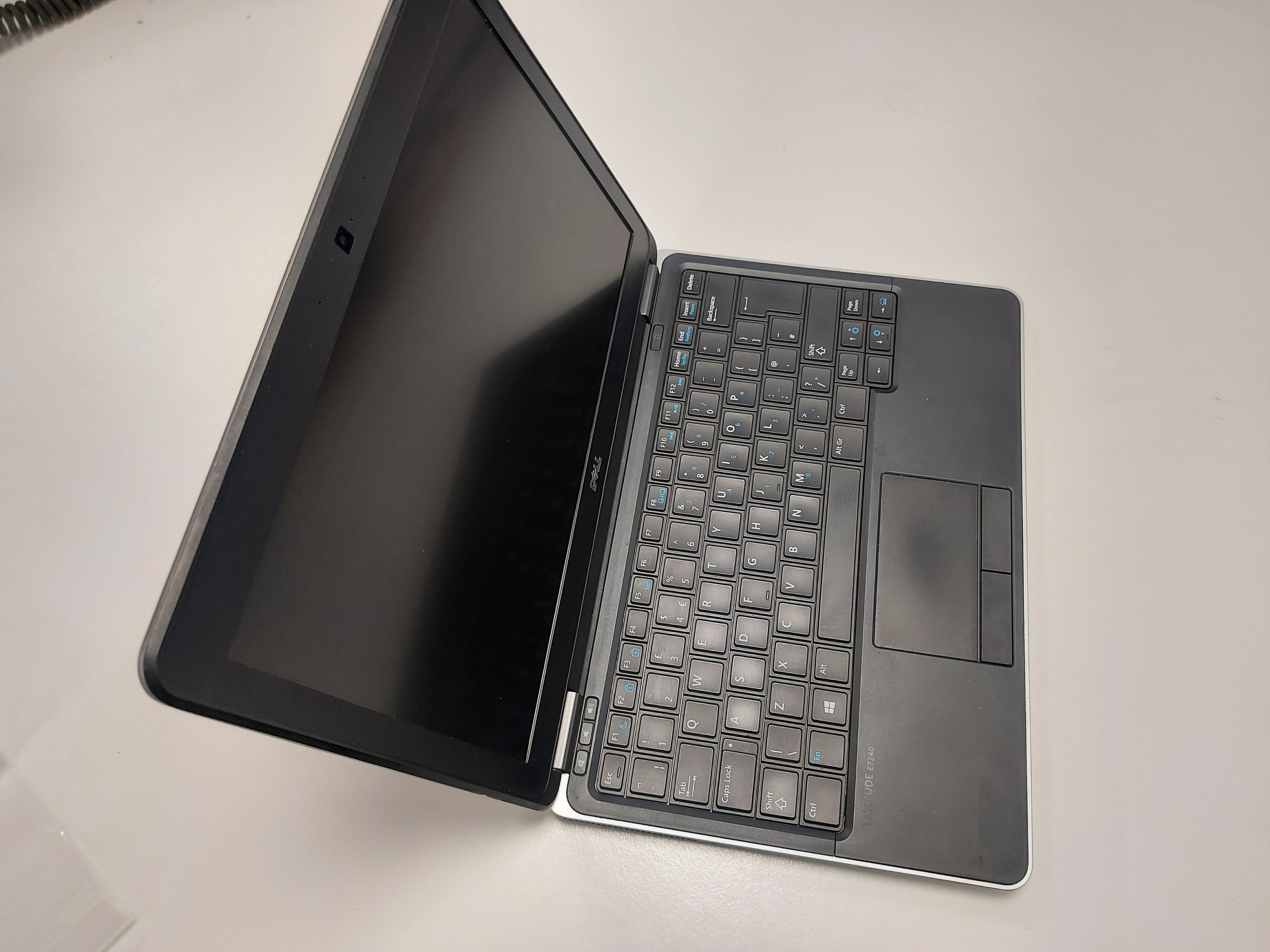 Dell Latitude E7240 12.5" 128GB HDD i3 8GB RAM Laptop ( NFG6J A01 E7240 ) USED