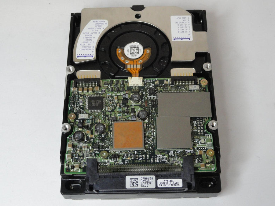 MC6302_07N8808_Hitachi Dell 146GB SCSI 80 Pin 10Krpm 3.5in HDD - Image2