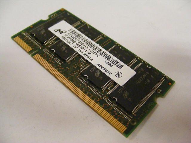 Micron 256MB PC2700 DDR-333MHz non-ECC Unbuffered CL2.5 200-Pin SoDimm Single Rank Memory Module (MT4VDDT3264HY-335F2 REF)