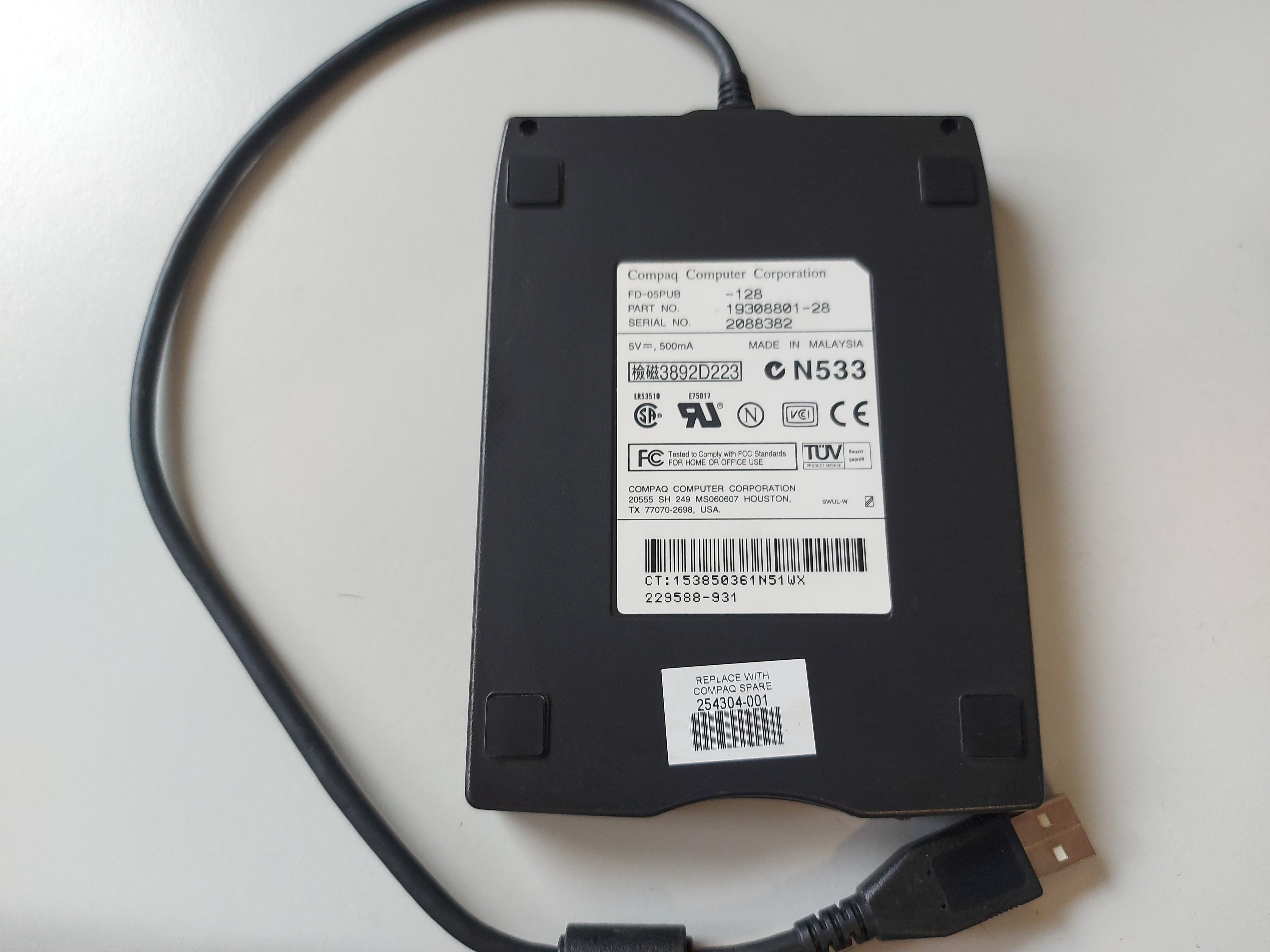 Compaq FD-05PUB-128 USB 3.5" 1.44MB Portable External Floppy Drive ( 19308801-28 229588-931 ) REF