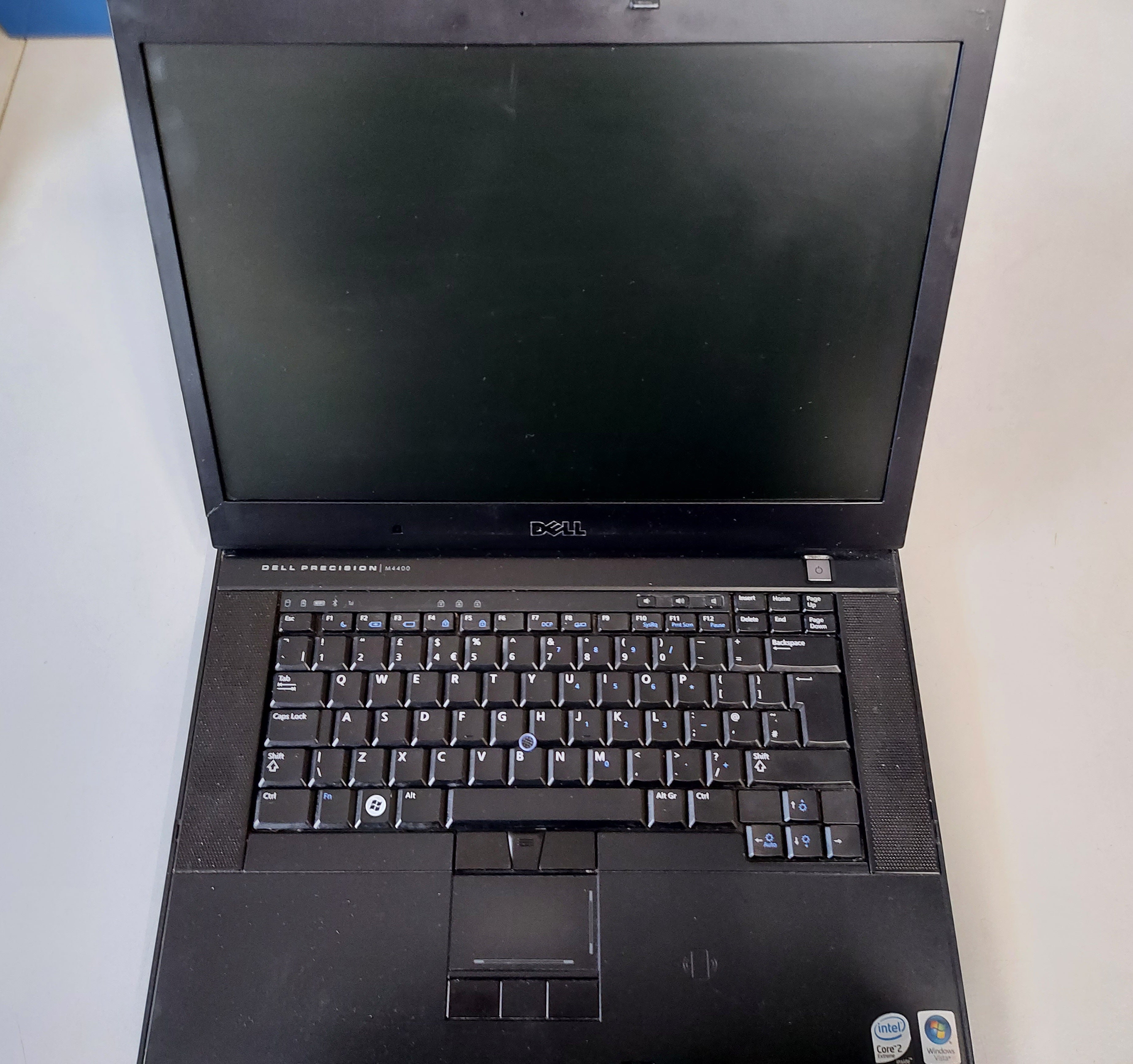 Dell Precision M4400 500GB HDD 4GB RAM Core2 x9100 3060MHz 15.4" Laptop ( Y116D A01 ) USED - SHORT CHARGE