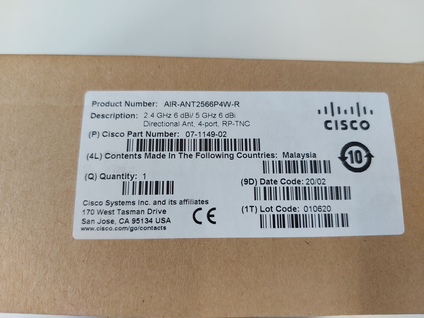 Cisco Aironet Dual Band 4-port Directional Antenna ( AIR-ANT2566P4W-R 07-1149-02 ) NOB