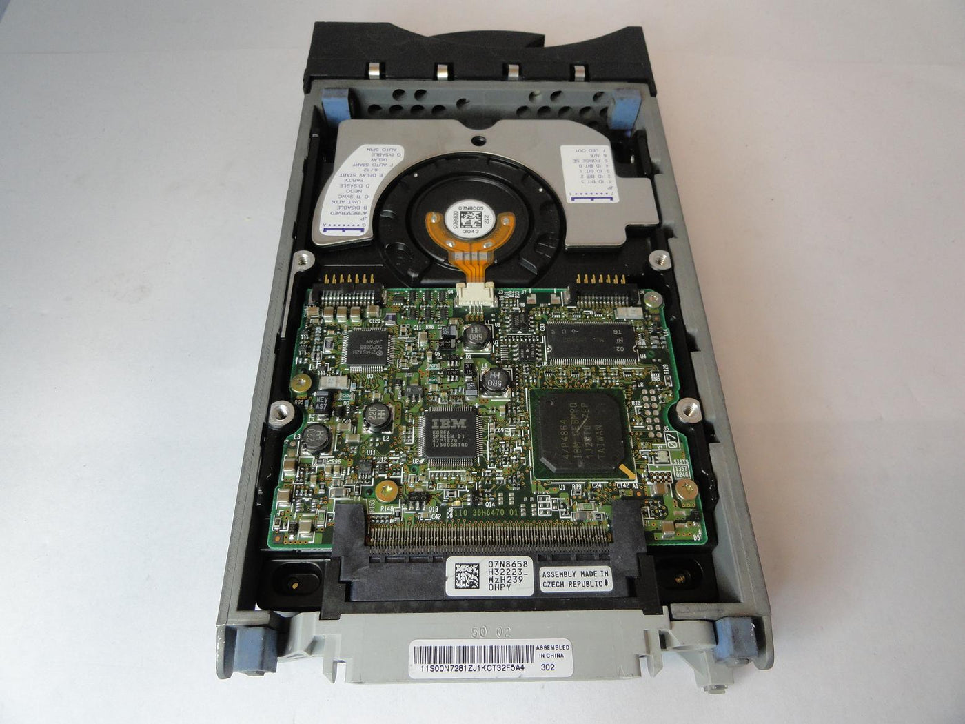 PR23098_08K0373_Hitachi IBM 73.4GB SCSI 80 Pin 10Krpm 3.5in HDD - Image2