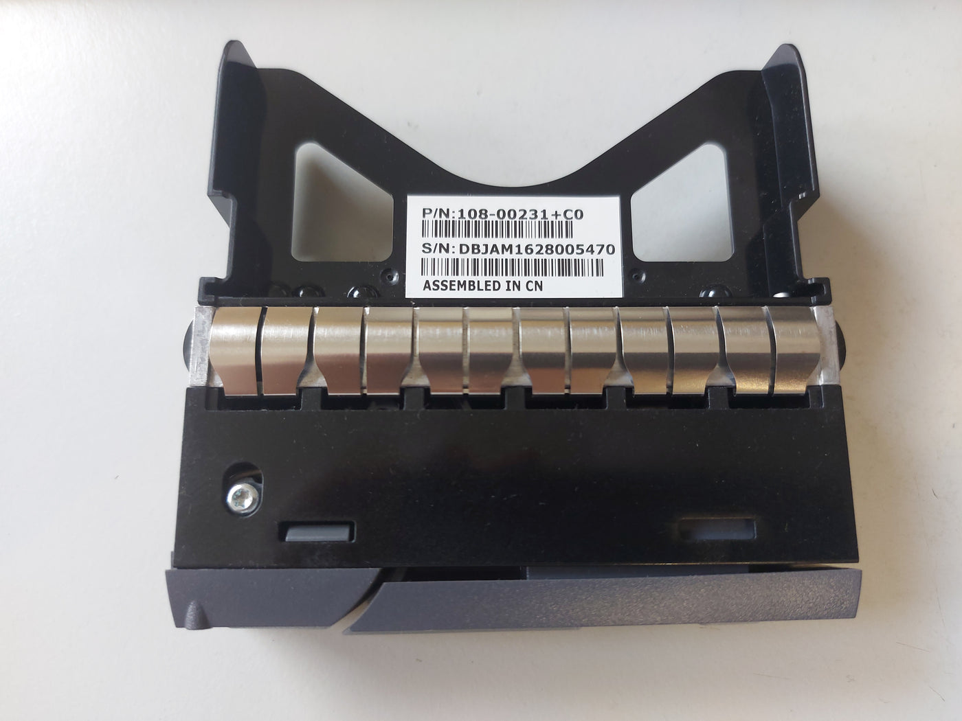 NetApp 3.5in Hard Disk Drive Caddy ( 108-00231+C0 ) REF