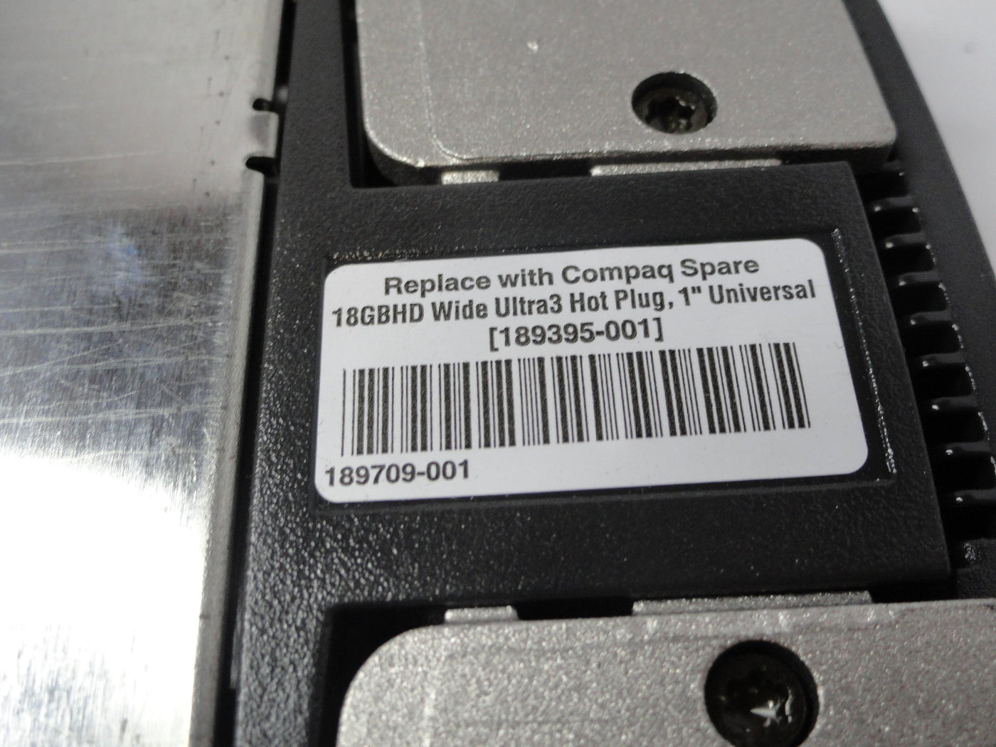 MC0541_9T4006-023_Seagate Compaq 18.2GB SCSI 80 Pin 15Krpm 3.5in HDD - Image3