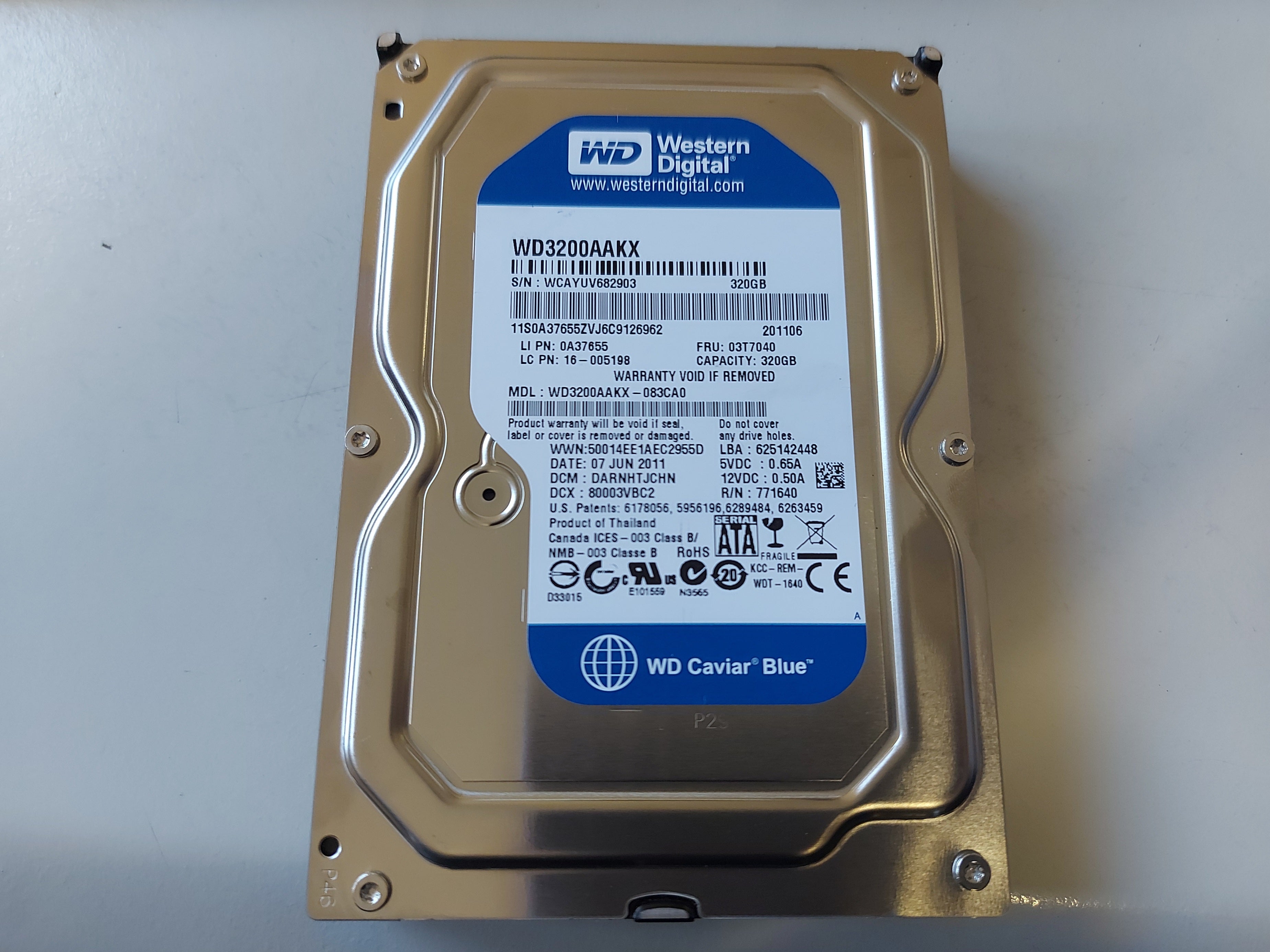 Western Digital Lenovo 320GB SATA 7200rpm 3.5in HDD ( WD3200AAKX-083CA0 0A37655 03T7040 16-005198 ) REF