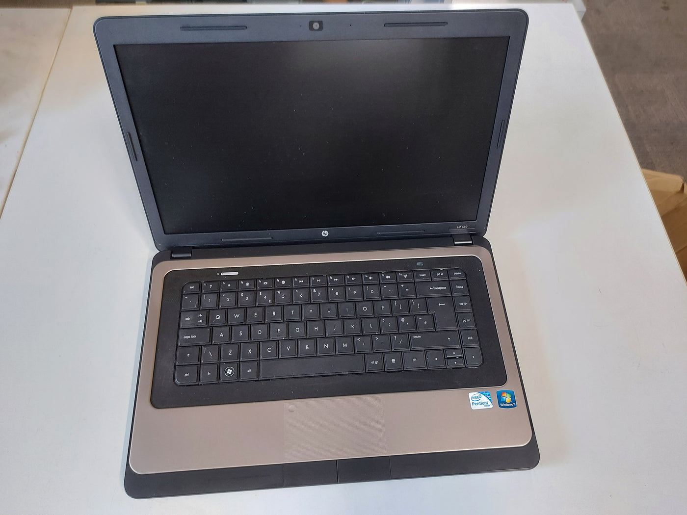 HP 630 500GB HDD 4GB RAM B960 2200MHz DVDRW Windows 7 Home Premium 15.6" Laptop ( A6E87EA#ABU ) USED