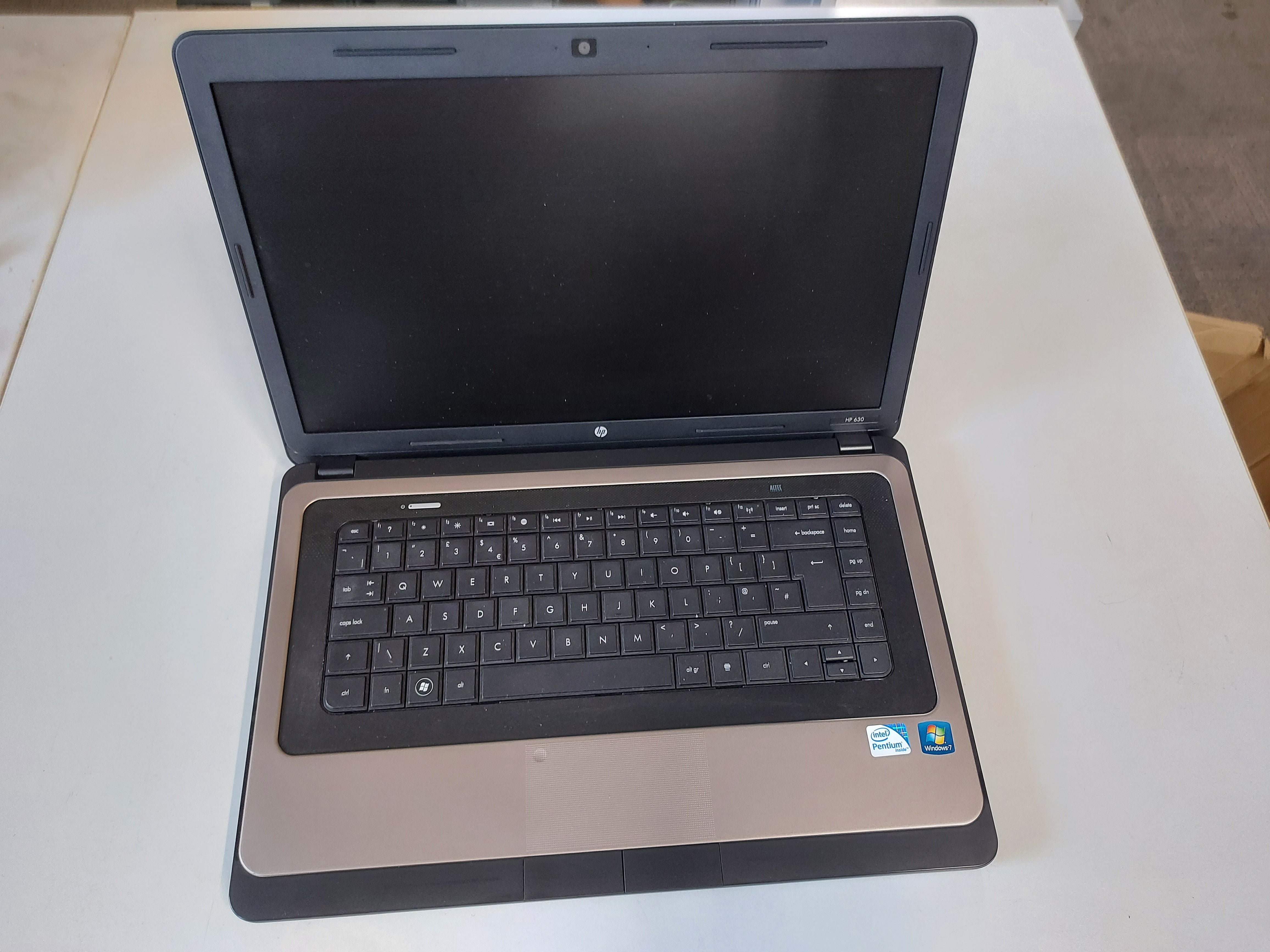 HP 630 500GB HDD 4GB RAM B960 2200MHz DVDRW Windows 7 Home Premium 15.6" Laptop ( A6E87EA#ABU ) USED