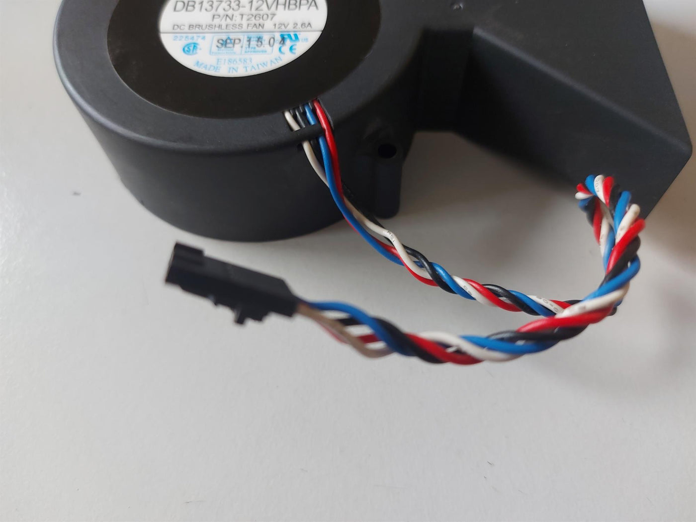 Datech DB13733-12VHBPA DC Brushless Cooling Fan ( TW-0T5098 DB13733-12VHBPA TW-0T2607    Datech )