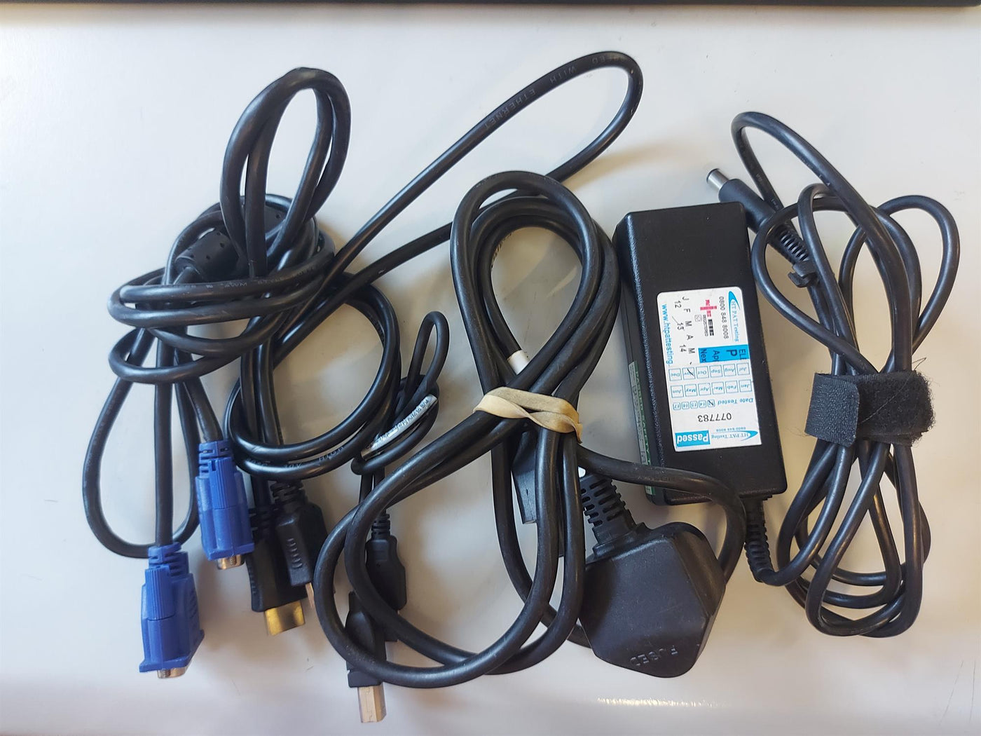 HP 2005PR USB 2.0 Port Replicator (681279-001) REF