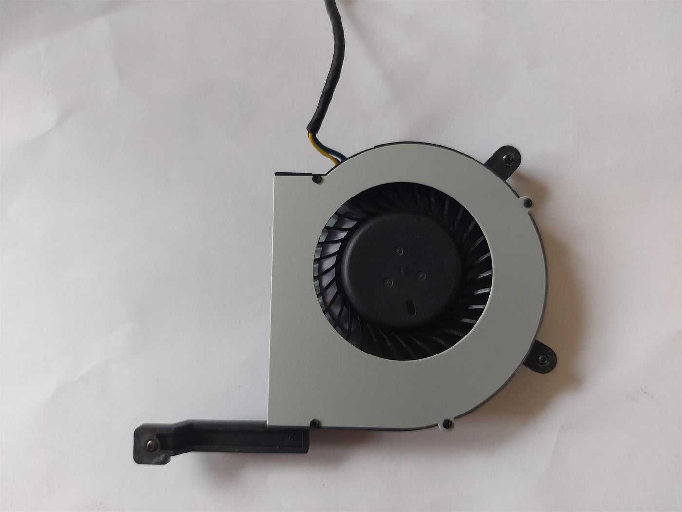 Lenovo BAAA741B2U ThinkCentre M93 M93P Tiny Desktop Cooling Fan (03T9949)