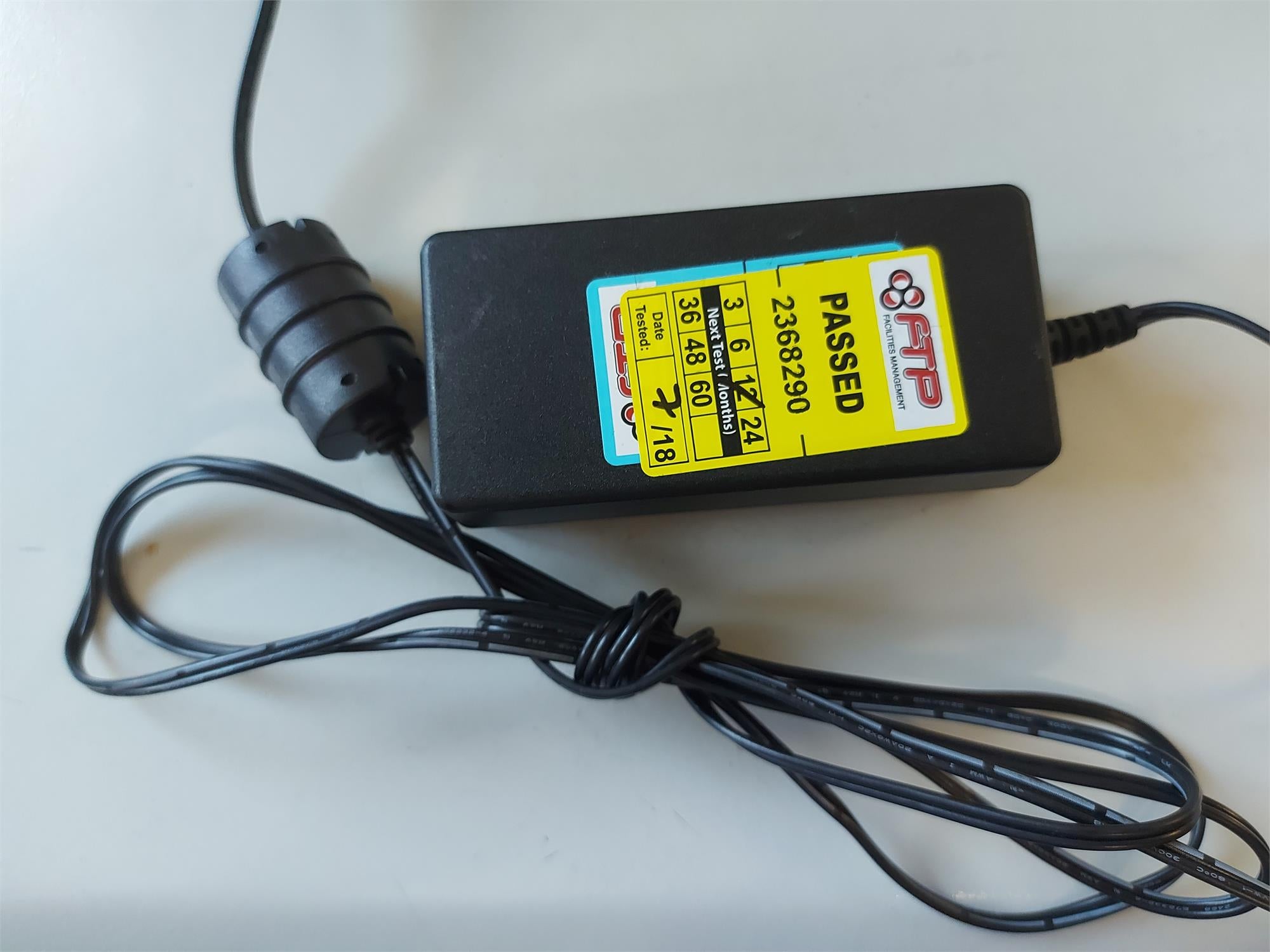 Motorola AA26990L 14.5V 1.5A AC power adapter (25012006001)