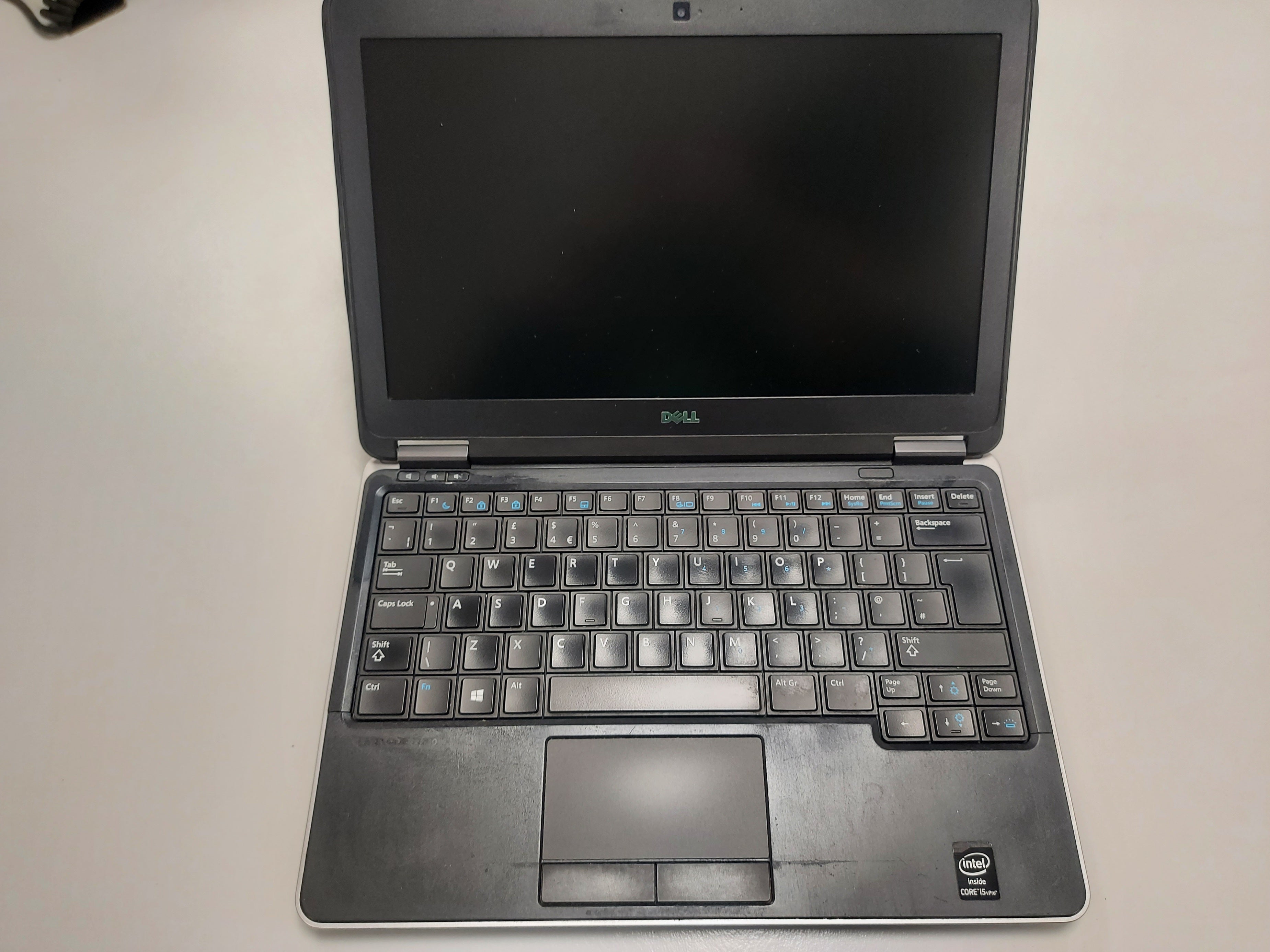 Dell Latitude E7240 12.5" 128GB HDD i5 4GB RAM Laptop ( NFG6J A01 E7240 ) USED