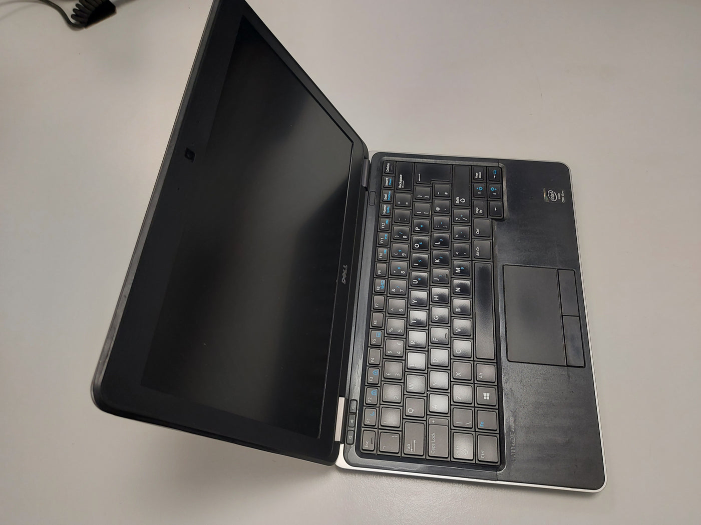 Dell Latitude E7240 12.5" 128GB HDD i5 4GB RAM Laptop ( NFG6J A01 E7240 ) USED