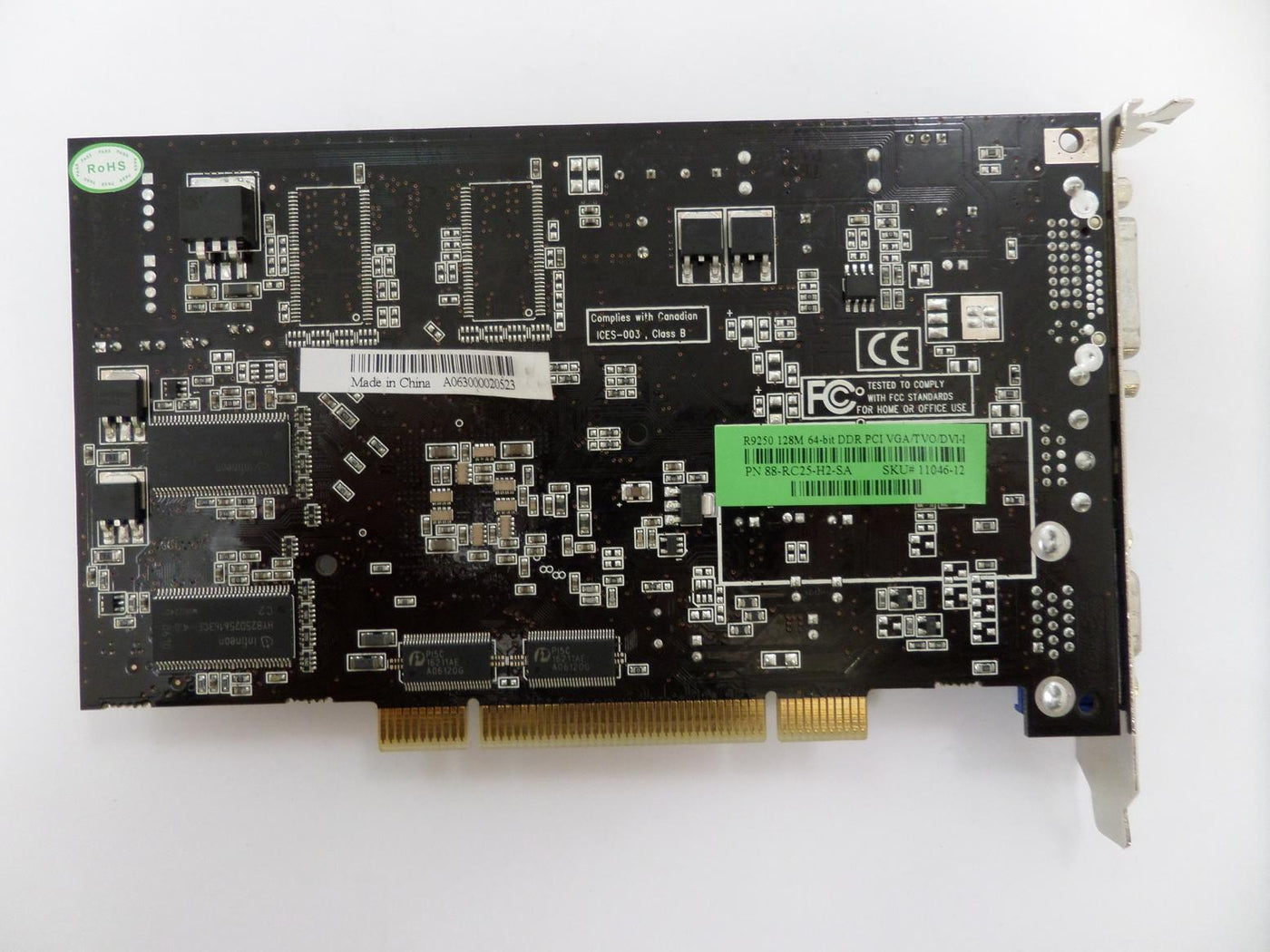 Sapphire Radeon 9250 128MB 64Bit DDR PCI Graphics Card ( 88-RC25-H2-SA R9250 ) REF