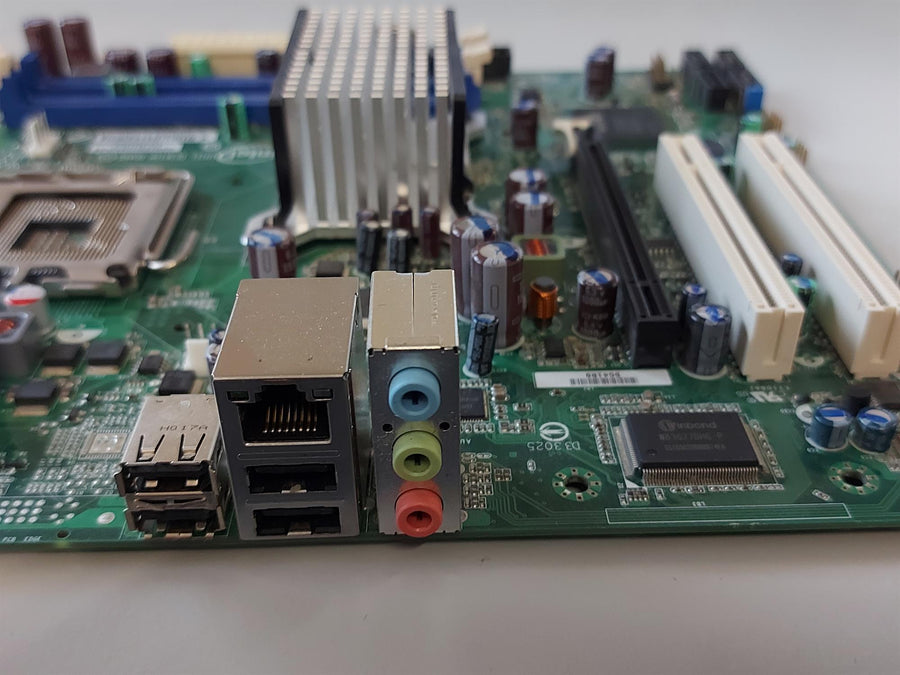 Intel Socket 775 Desktop MicroATX Motherboard (DG41RQ E54511-205)