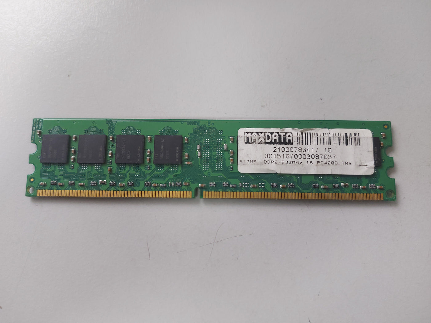 TRS 512MB PC2-4200 533MHz CL4 240-Pin DDR2 SDRAM DIMM ( TRSDD2512M64U-533CL4BX-16 ) USED