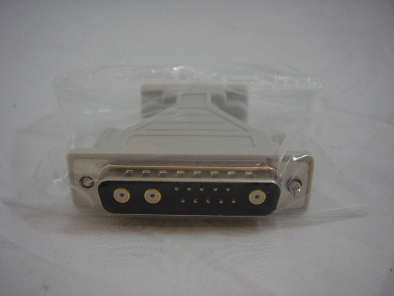 130-3034MX - Adaptor for Monitor Cable (VGA to Sun/SGI 13W3) - Refurbished