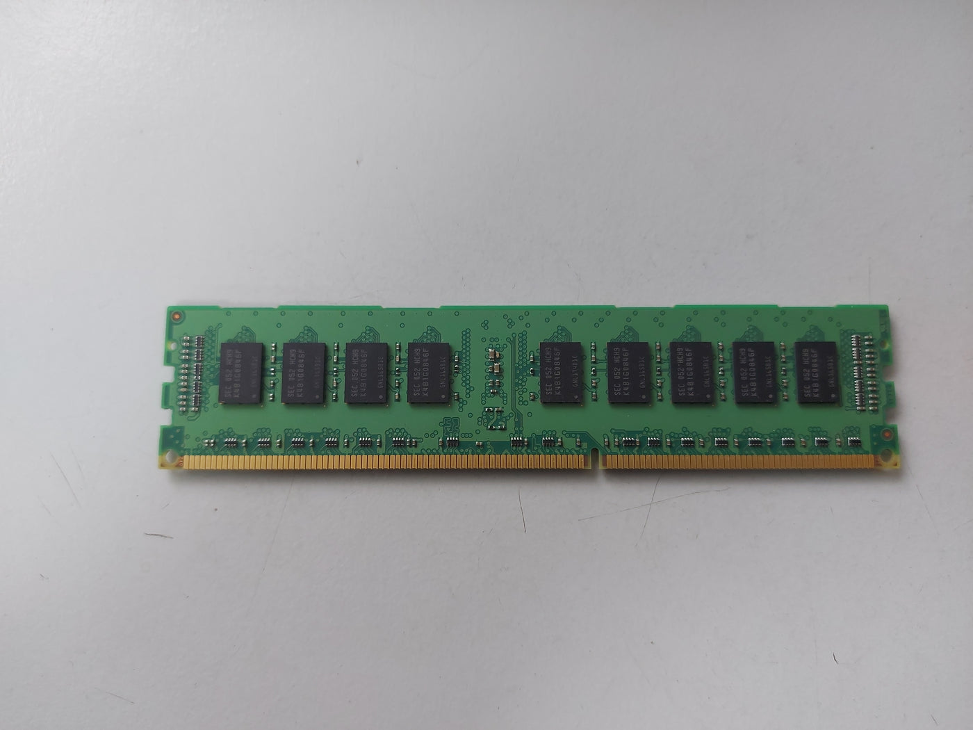Samsung HP 2GB PC3-10600 DDR3-1333MHz ECC Registered CL9 240-Pin DIMM Module ( M393B5673FH0-CH9Q5 500202-051 501533-001 ) REF